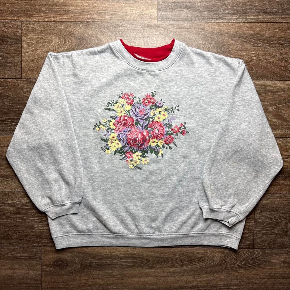 Vintage Grey Crewneck Sweatshirt with Multicolored Floral Bouquet Graphic